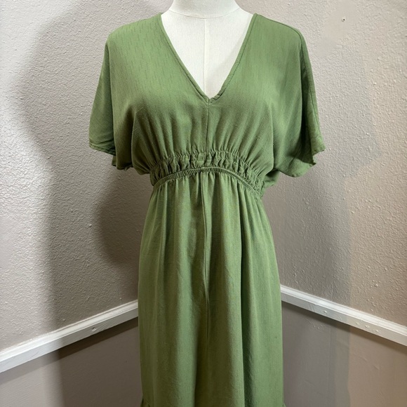 Hering Green Smocked V Neck Maxi Dress Size Medium Short Sleeve Prairie Cottage - Picture 3 of 11